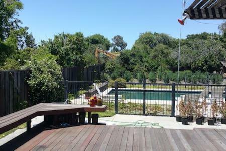 Mark'S Poolside Retreat Apartment San Jose Exterior photo